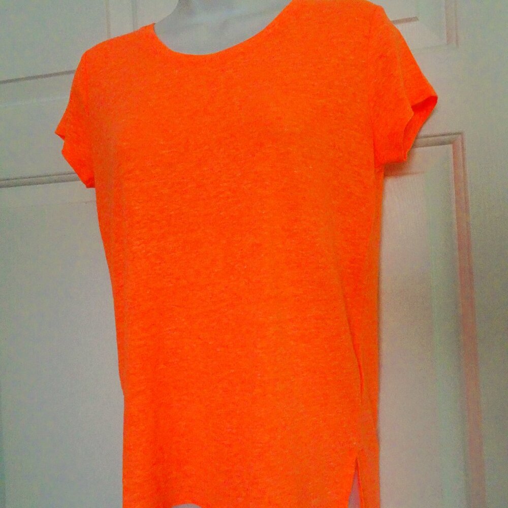 Orange Women's Size 14 Cap Sleeve T-Shirt Crochet Back Neckline Feature